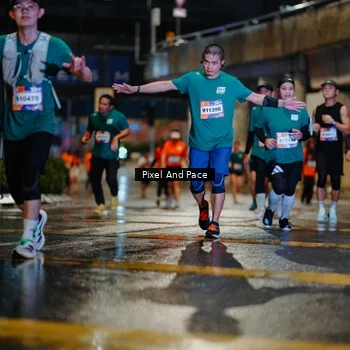 Runner Photo 7801845