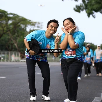 Runner Photo 7801905
