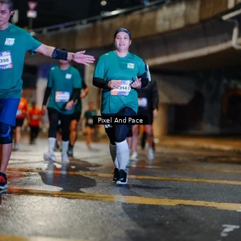 Runner Photo 7801911