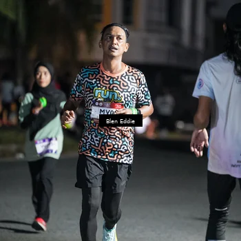 Runner Photo 7801913