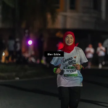 Runner Photo 7801975