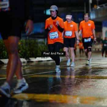 Runner Photo 7801980