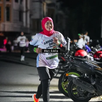 Runner Photo 7801998