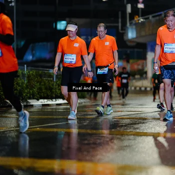 Runner Photo 7802000