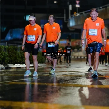 Runner Photo 7802002