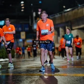 Runner Photo 7802007