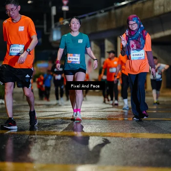 Runner Photo 7802033