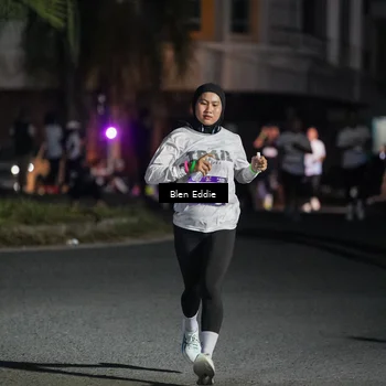 Runner Photo 7802035