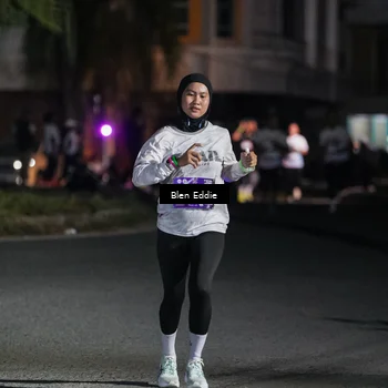 Runner Photo 7802049