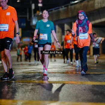 Runner Photo 7802062