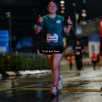 Runner Photo 7802063
