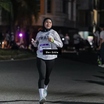 Runner Photo 7802066