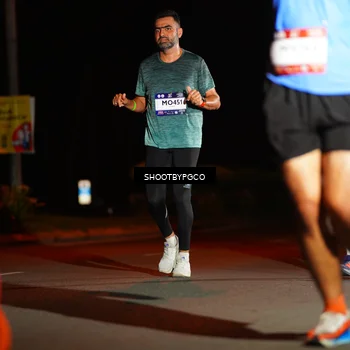 Runner Photo 7802073
