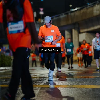 Runner Photo 7802104