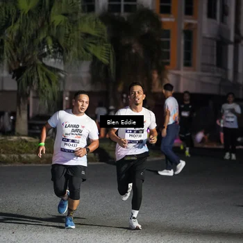 Runner Photo 7802110