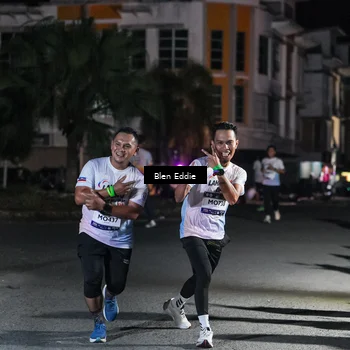 Runner Photo 7802121