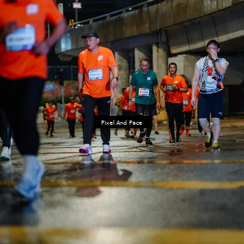 Runner Photo 7802136