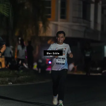 Runner Photo 7802141
