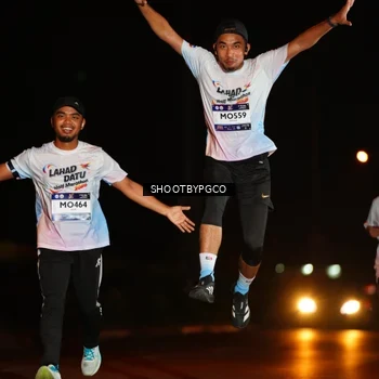 Runner Photo 7802142