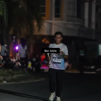 Runner Photo 7802143