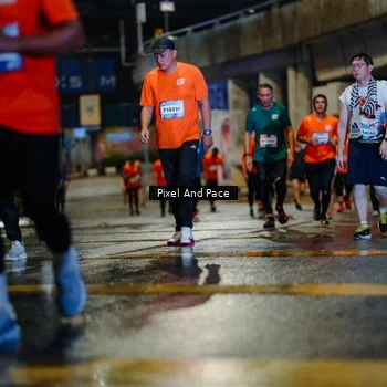 Runner Photo 7802154