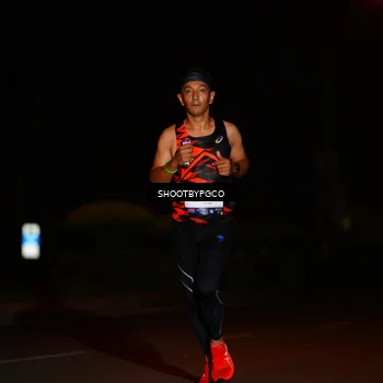 Runner Photo 7802156
