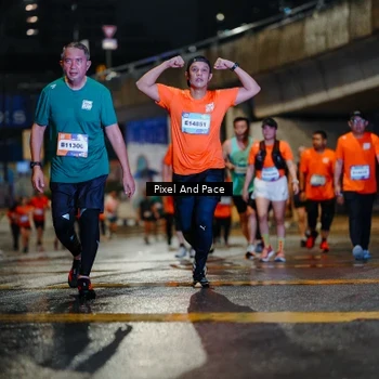 Runner Photo 7802183