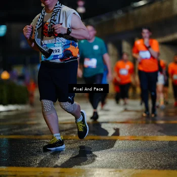 Runner Photo 7802185
