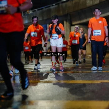 Runner Photo 7802195