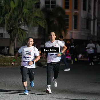 Runner Photo 7802199