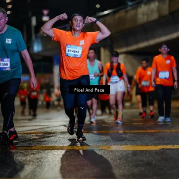 Runner Photo 7802205
