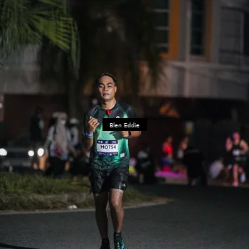 Runner Photo 7802217