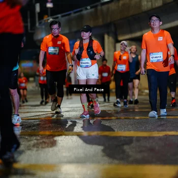 Runner Photo 7802219