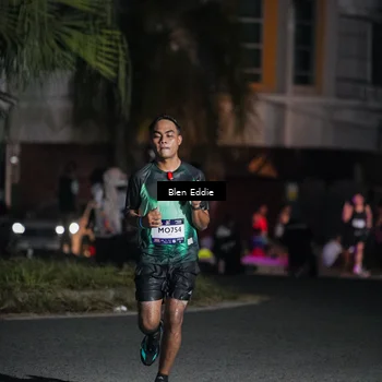 Runner Photo 7802225