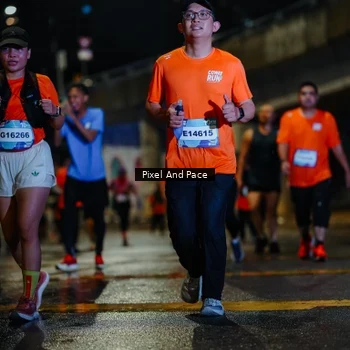 Runner Photo 7802254