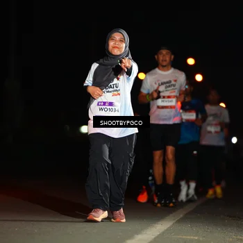 Runner Photo 7802289