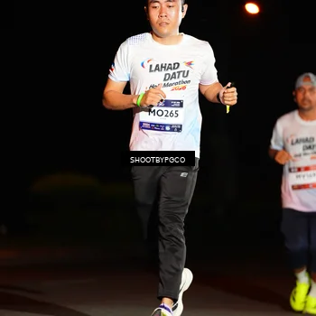 Runner Photo 7802290