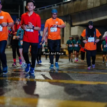 Runner Photo 7802297