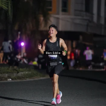 Runner Photo 7802299