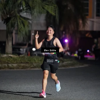 Runner Photo 7802310