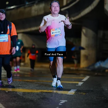 Runner Photo 7802346