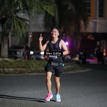Runner Photo 7802364