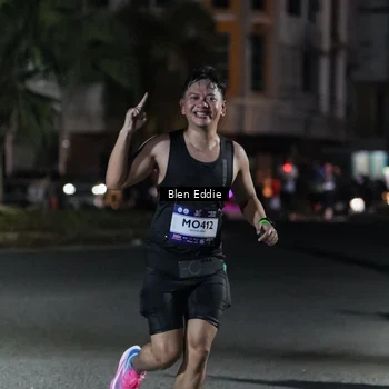 Runner Photo 7802381