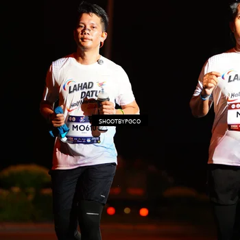 Runner Photo 7802384