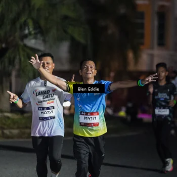Runner Photo 7802402
