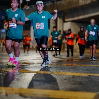 Runner Photo 7802422