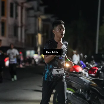 Runner Photo 7802425