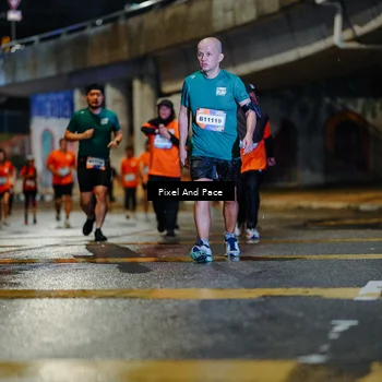 Runner Photo 7802431