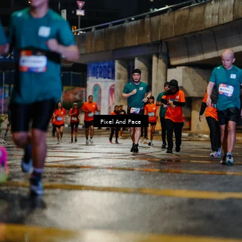 Runner Photo 7802433