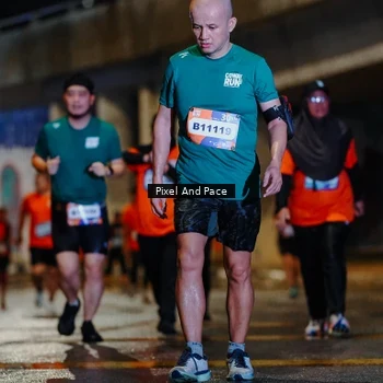 Runner Photo 7802441